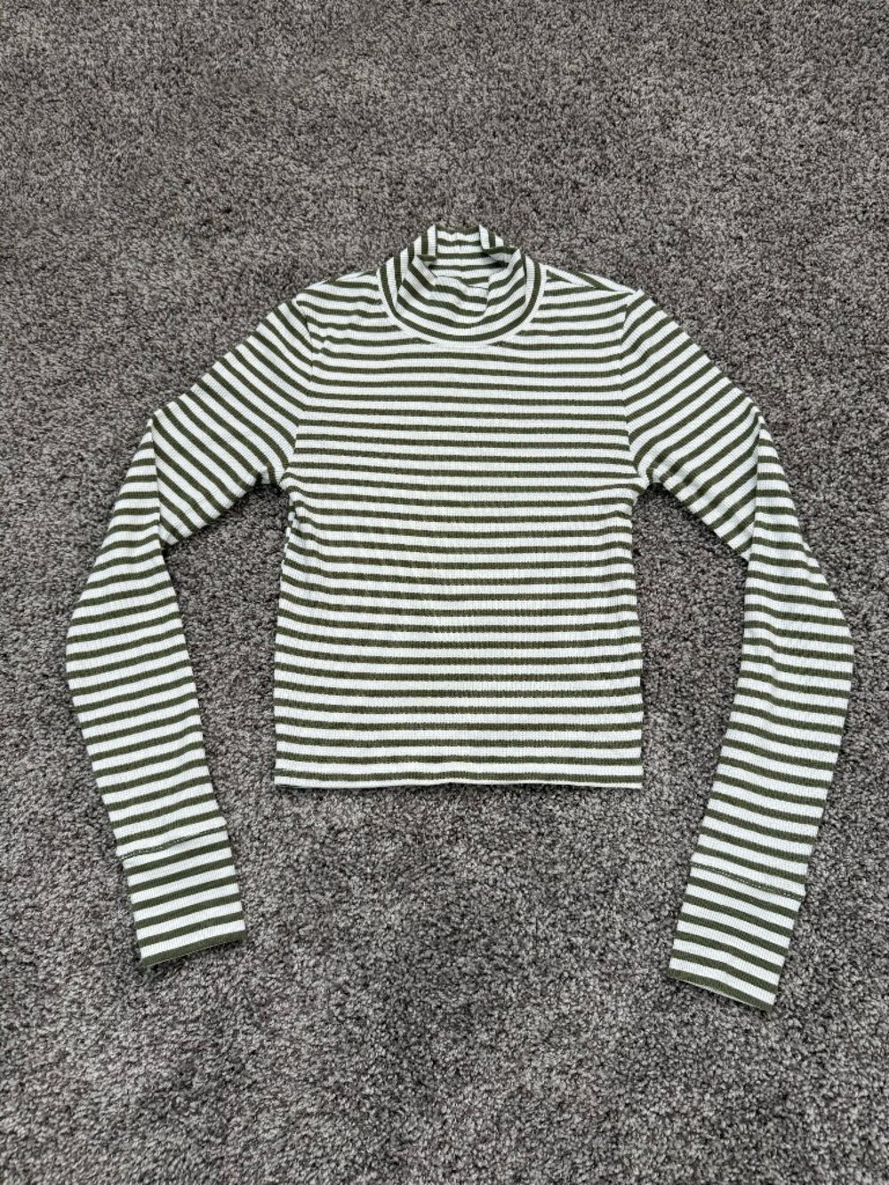 American Eagle Y2K Preppy Olive Striped Mock Neck Thermal Top XS/S